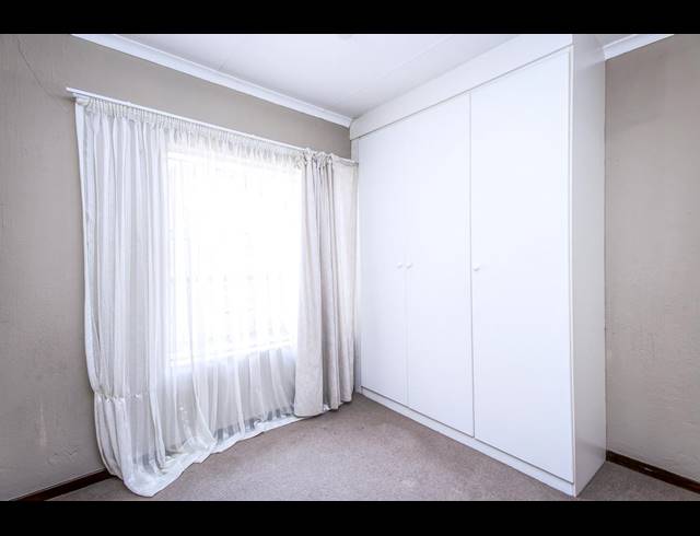 3 BEDROOM TOWNHOUSE TO LET IN HONEYPARK